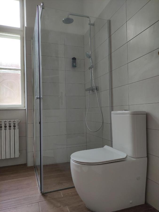 Konzul -Top Apartment, Strict Center, Parking Ösek Dış mekan fotoğraf